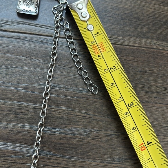 By The Bay NY Necklace/Earring Set,bull head, silver tone,faux turquoise stones - Picture 9 of 9